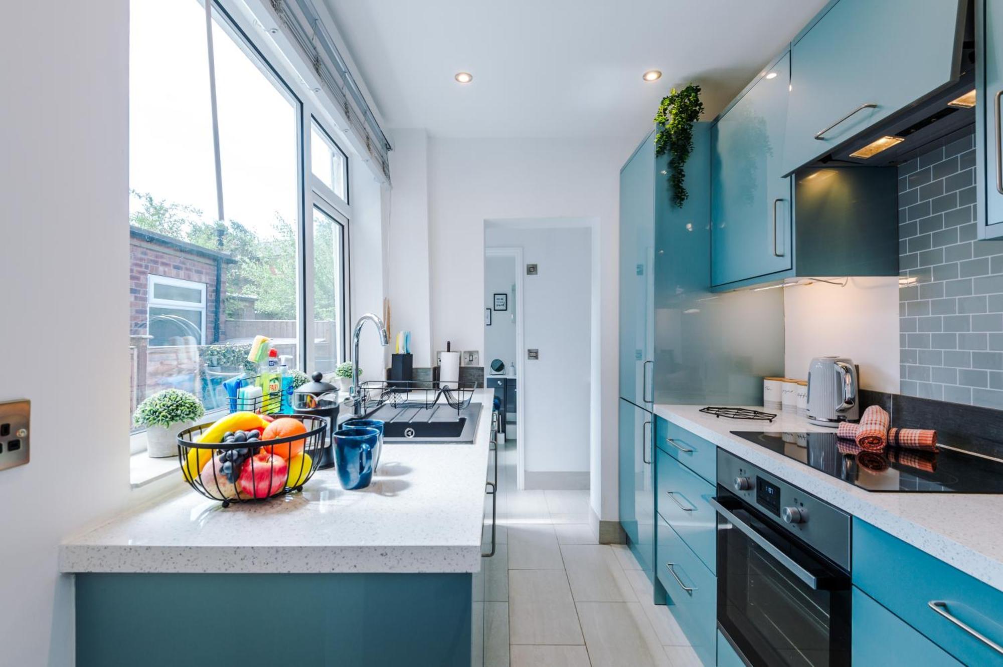 Spacious 3-bed In Nantwich: Group-friendly Getaway Nantwich