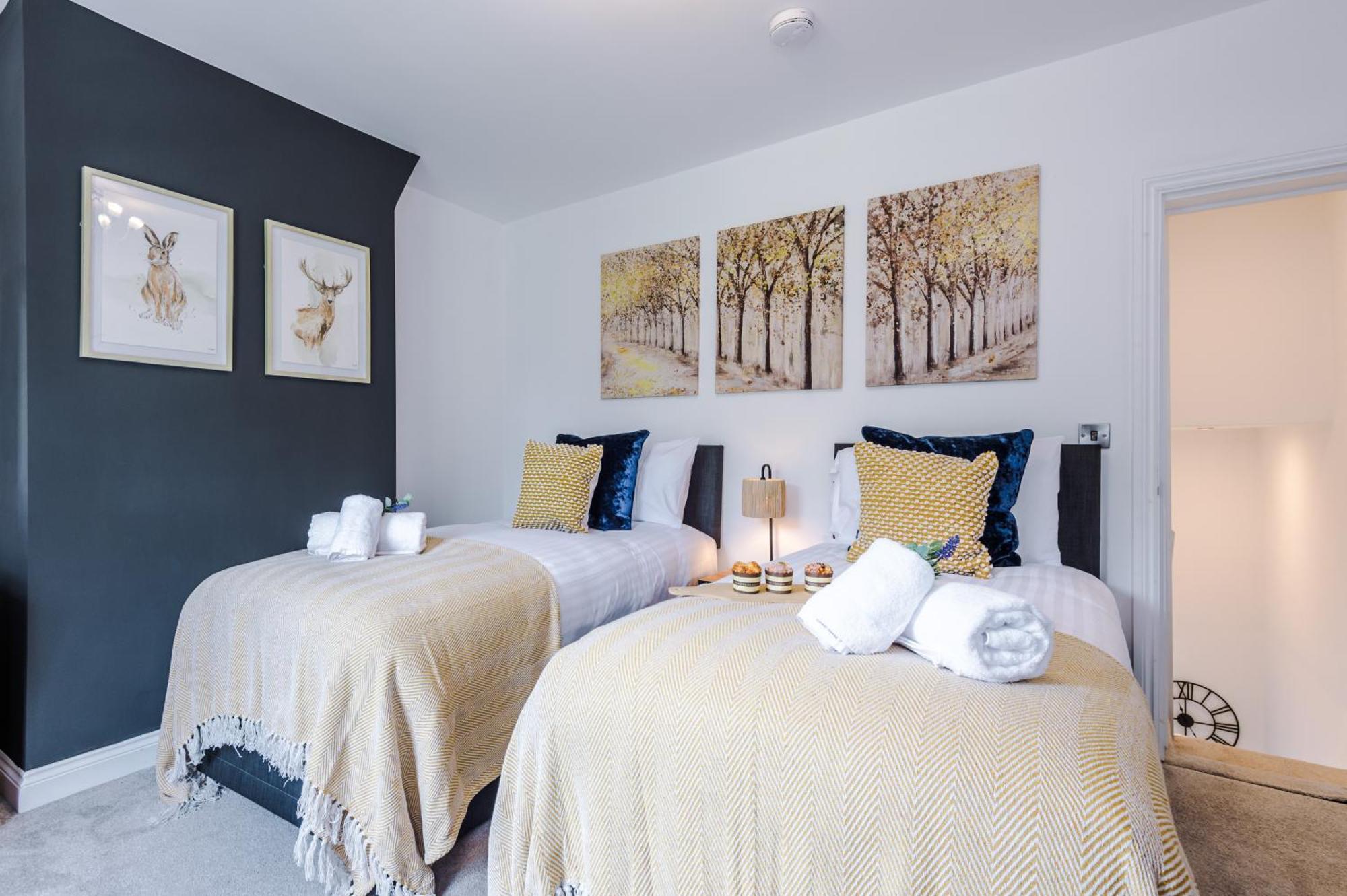 Spacious 3-bed In Nantwich: Group-friendly Getaway Nantwich